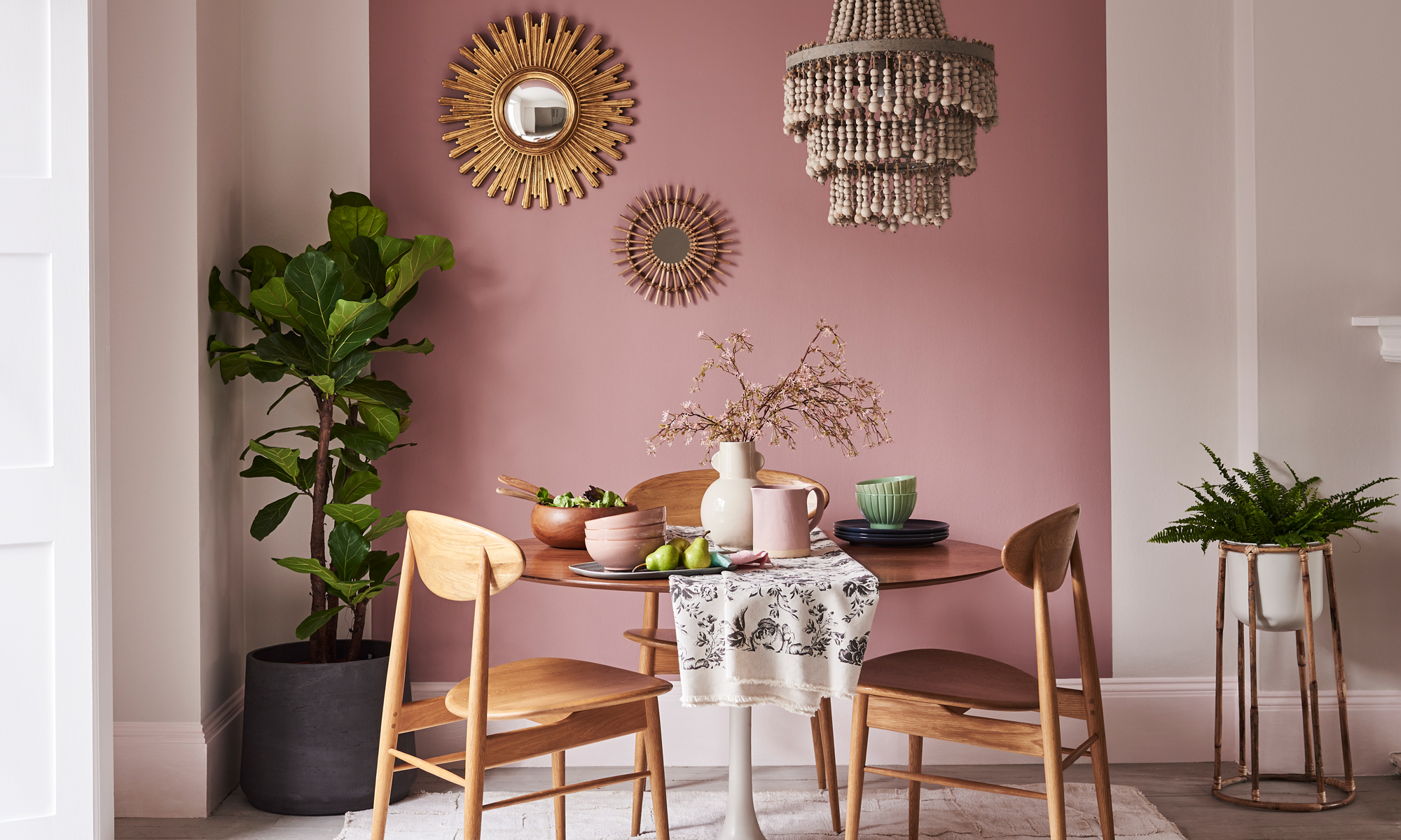 bold colour in dining room