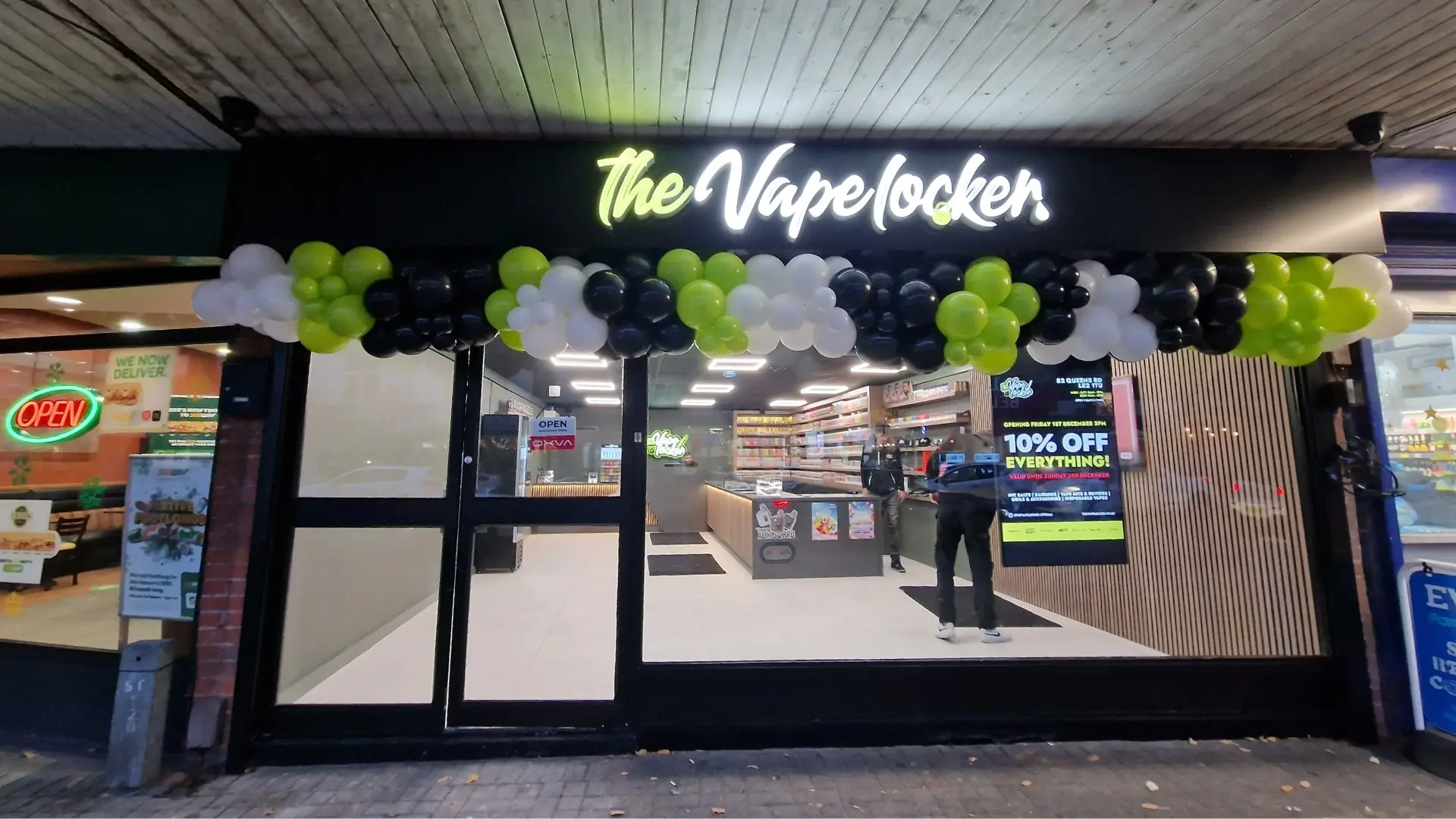 vape locker design queesn road