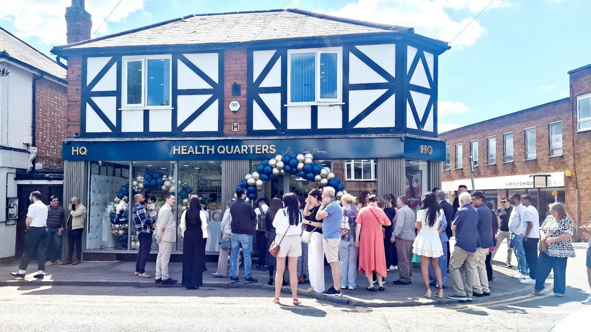 HQ pharmacy exterior design